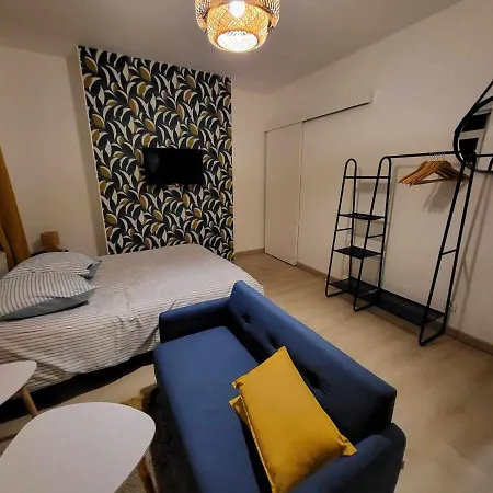 Apartamento Deguise 9 *