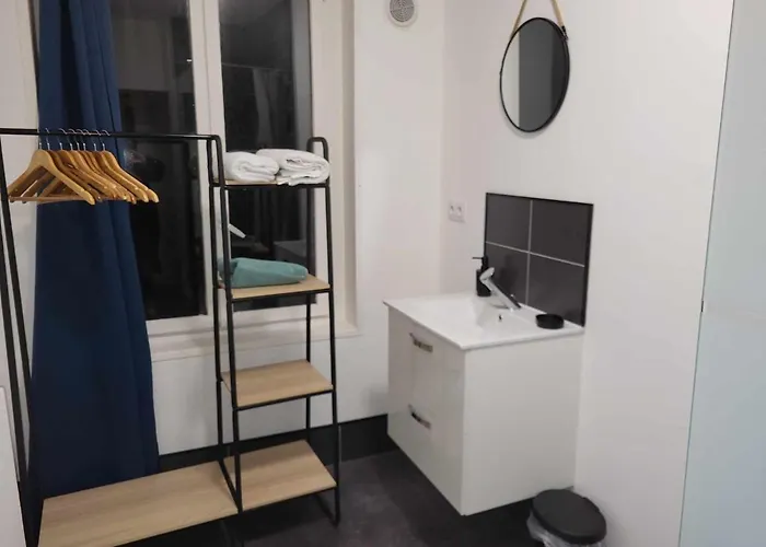 Deguise 9 Appartement *